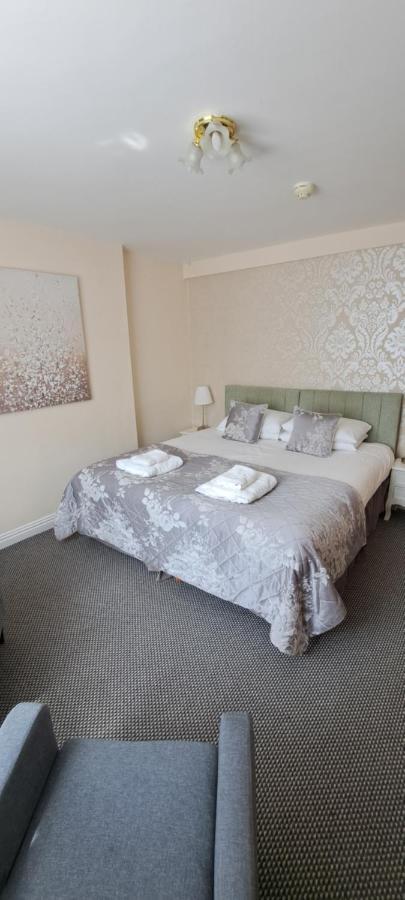 The Paddocks Hotel سيموند يات المظهر الخارجي الصورة