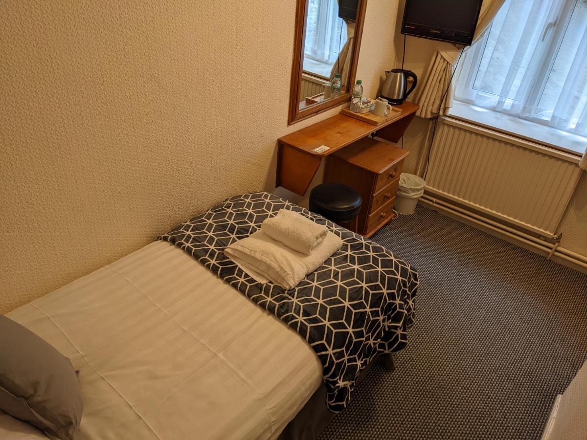 The Paddocks Hotel سيموند يات المظهر الخارجي الصورة