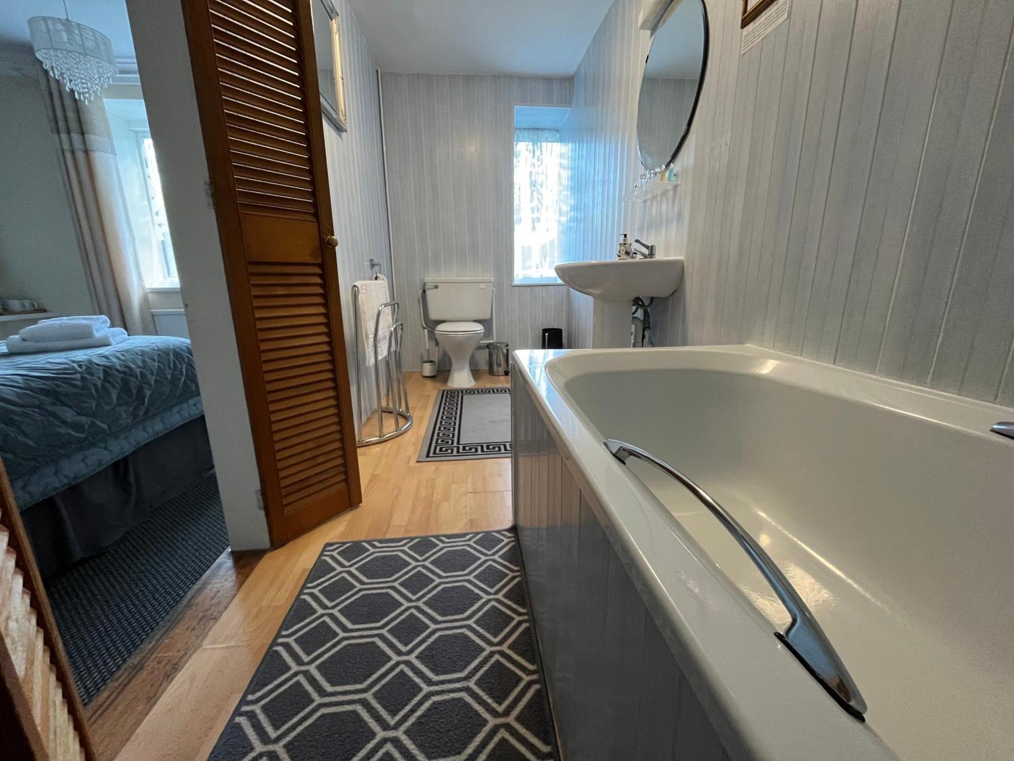 The Paddocks Hotel سيموند يات المظهر الخارجي الصورة
