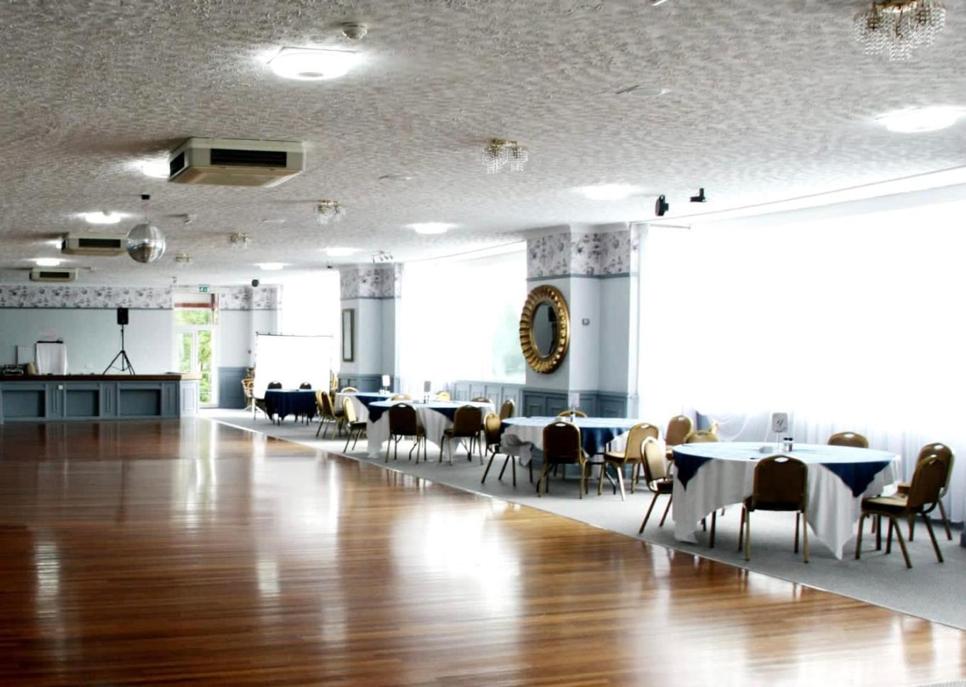 The Paddocks Hotel سيموند يات المظهر الخارجي الصورة